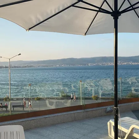 Paradiso B 410 With Sea View נסבר
