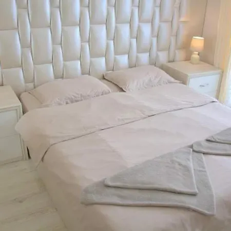 Paradiso B 410 With Sea View